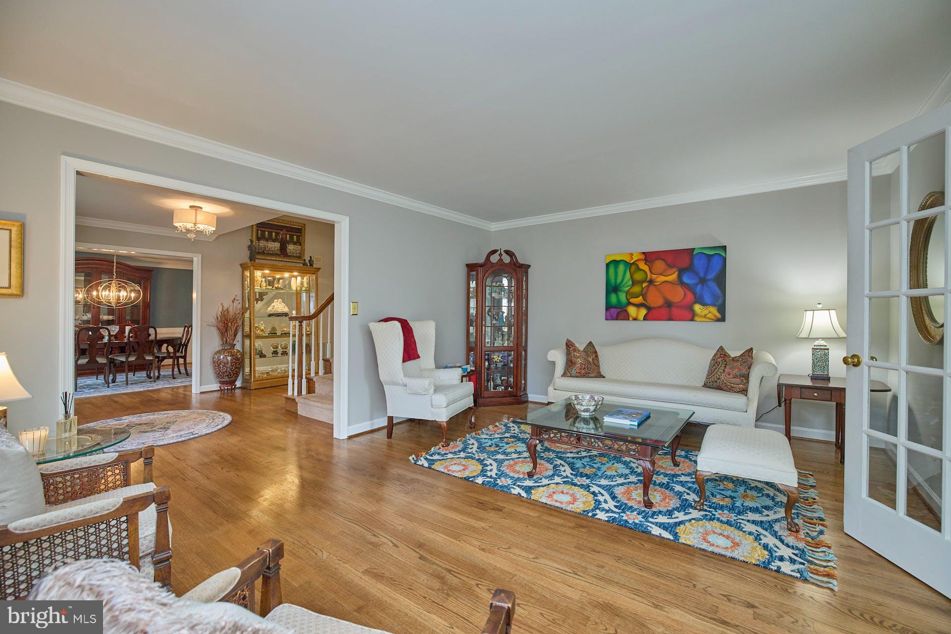 FAIRFAX HUNT - Residential