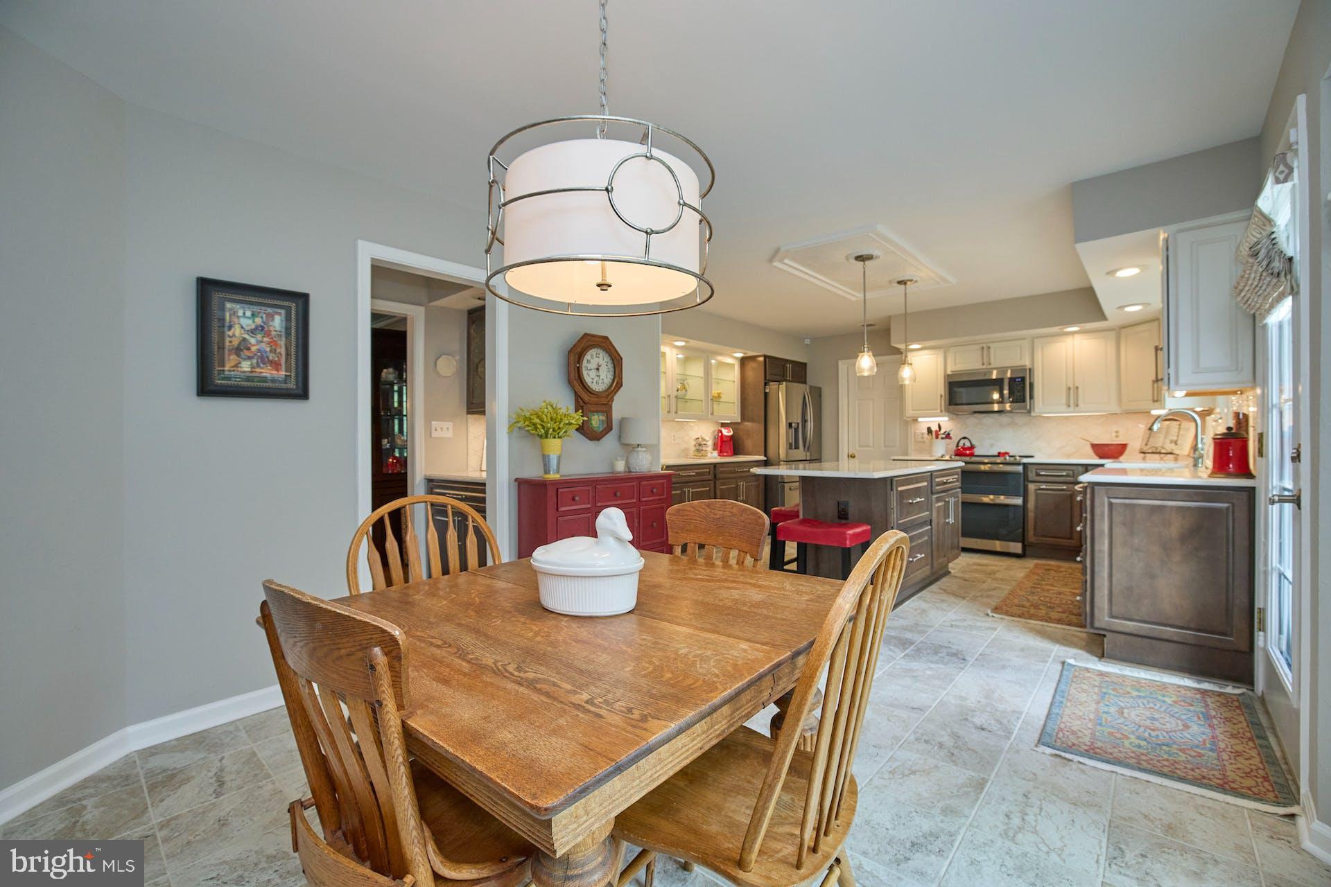 FAIRFAX HUNT - Residential