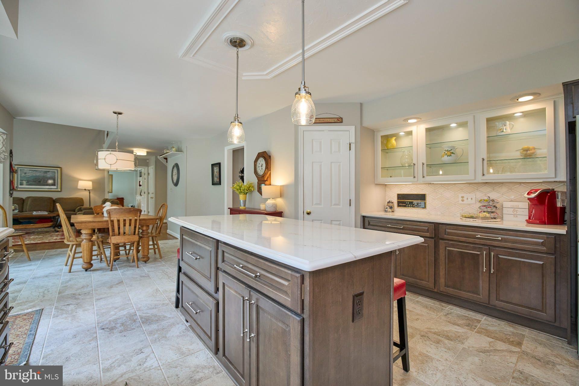 FAIRFAX HUNT - Residential