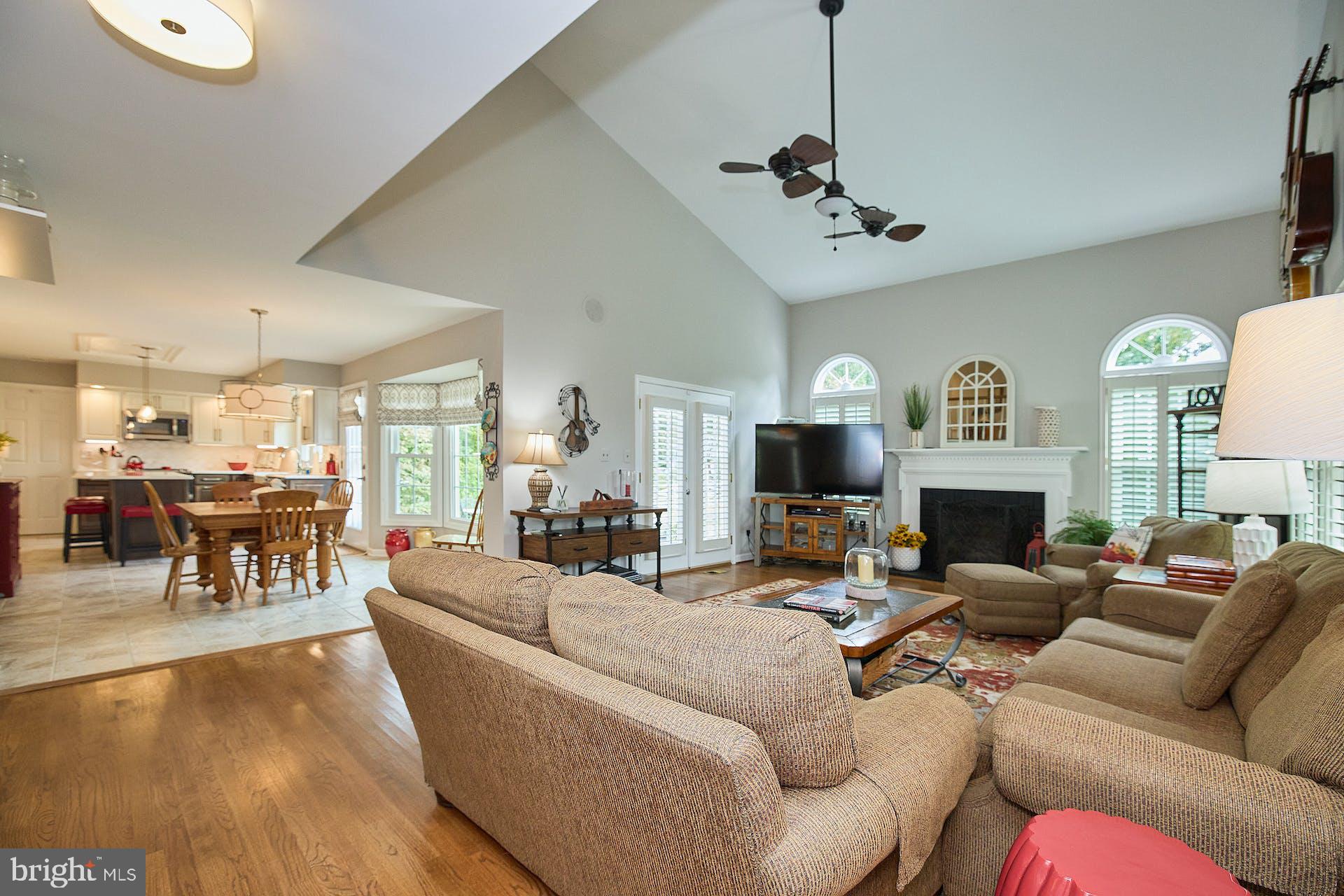 FAIRFAX HUNT - Residential