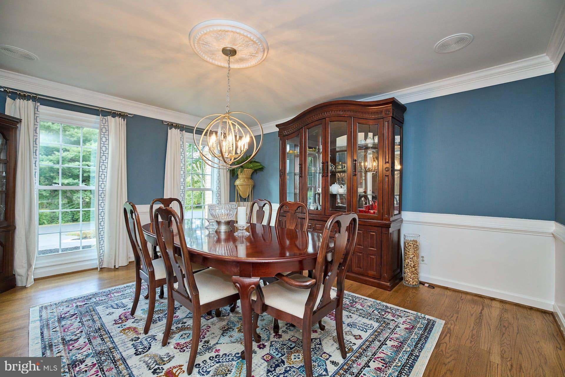 FAIRFAX HUNT - Residential