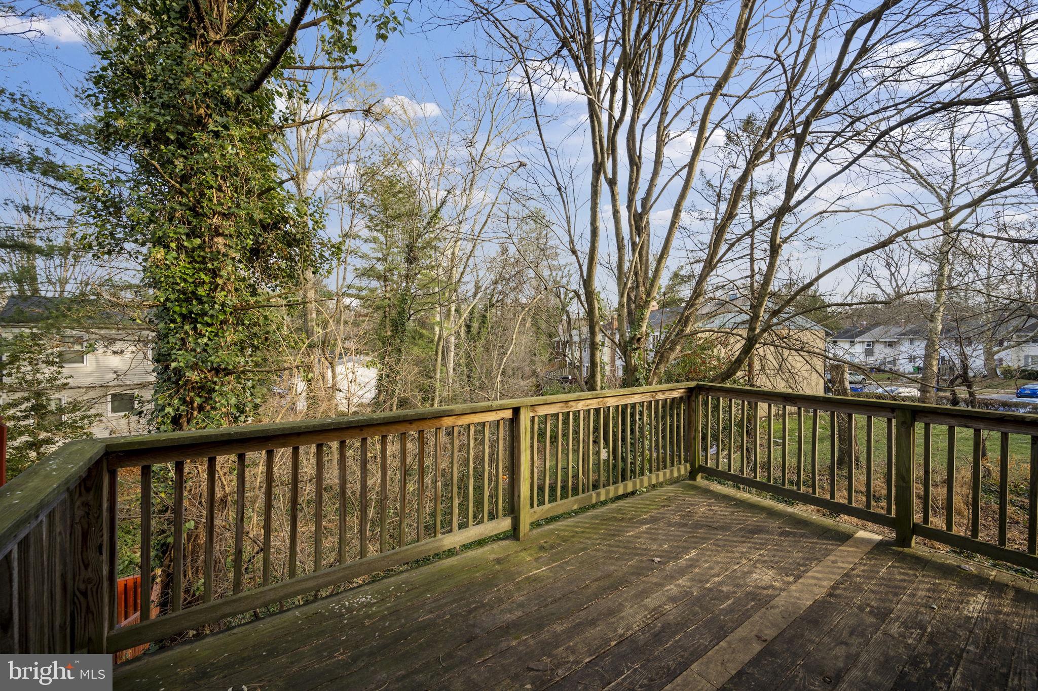 LONGFELLOW - Residential Lease