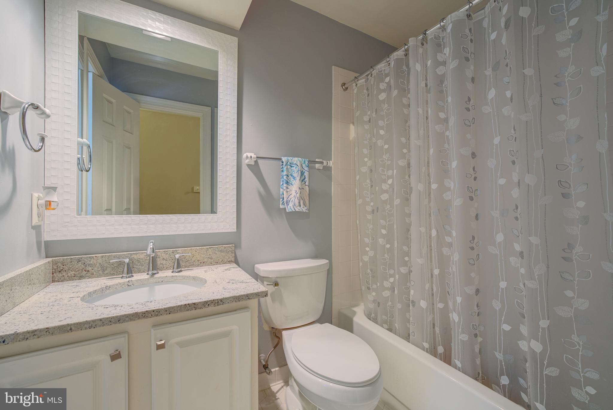 FRANKLIN PARK - Residential Lease