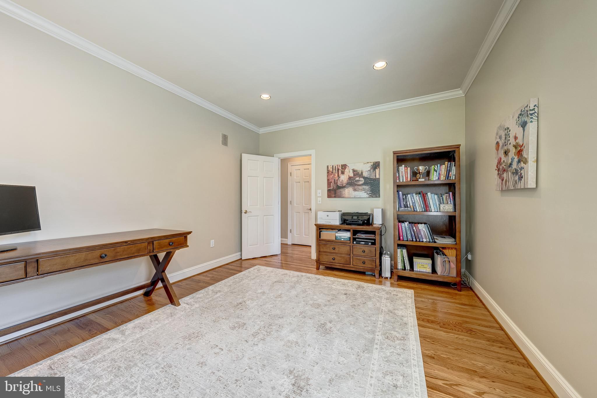 FRANKLIN PARK - Residential Lease