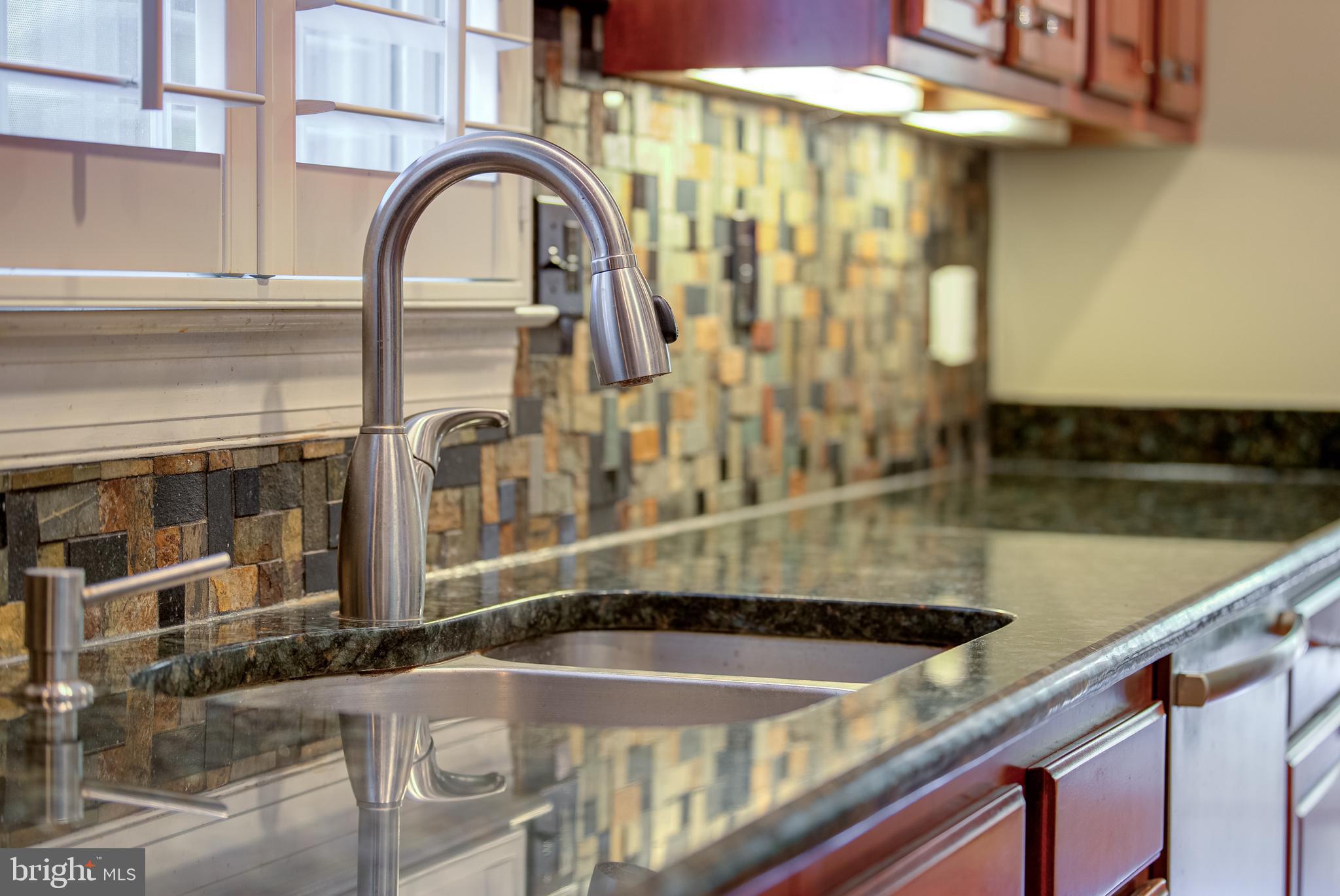 FRANKLIN PARK - Residential Lease