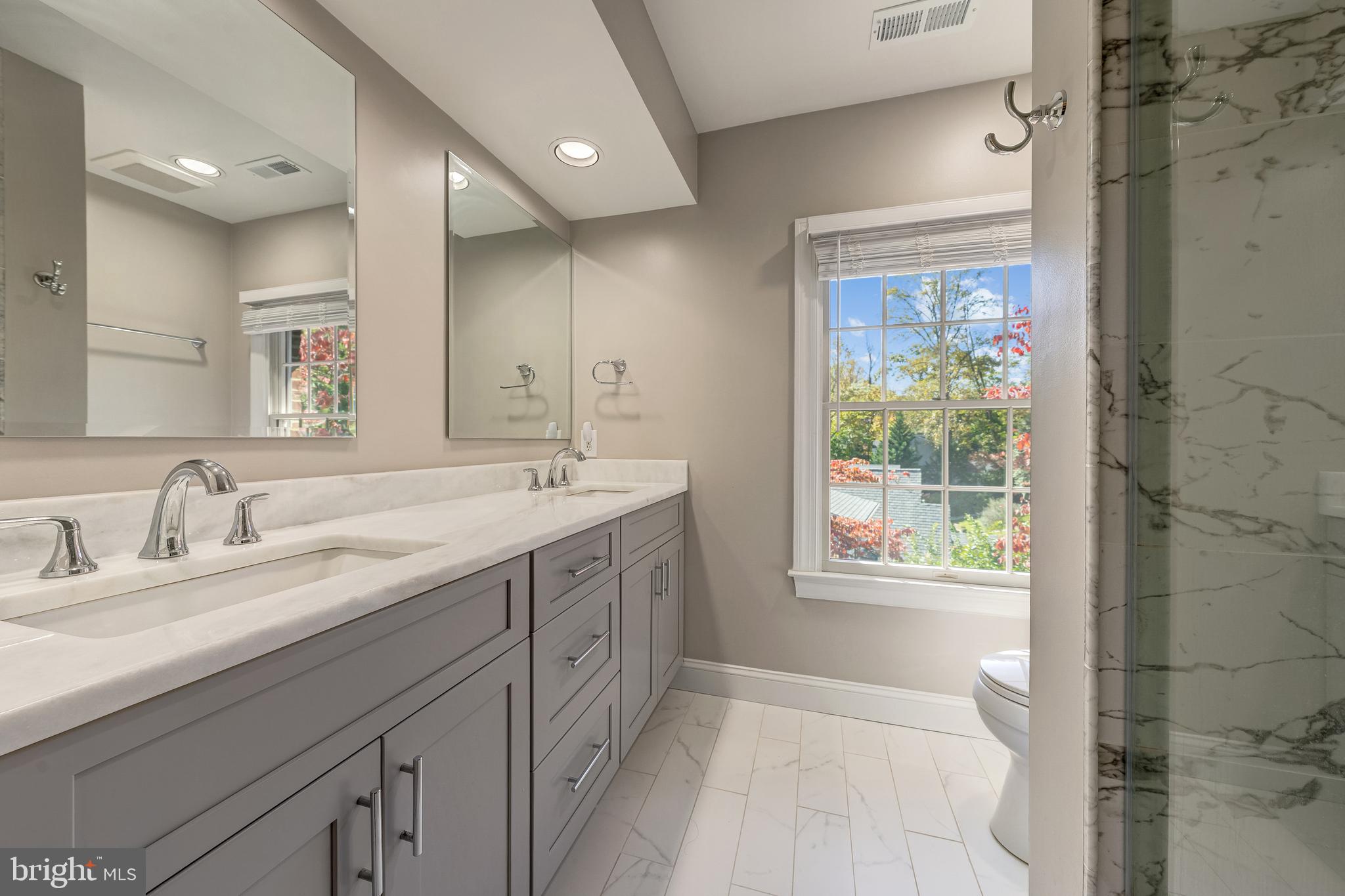 FRANKLIN PARK - Residential Lease