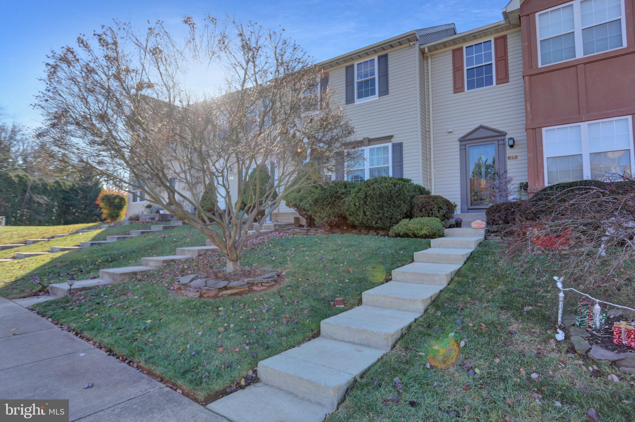 OAKHURST - Residential Lease