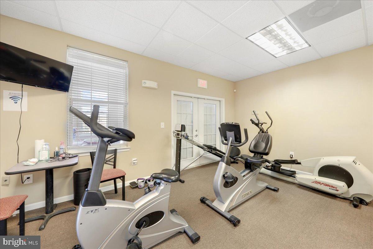 WOOD CREEK GOLF COMM - Residential