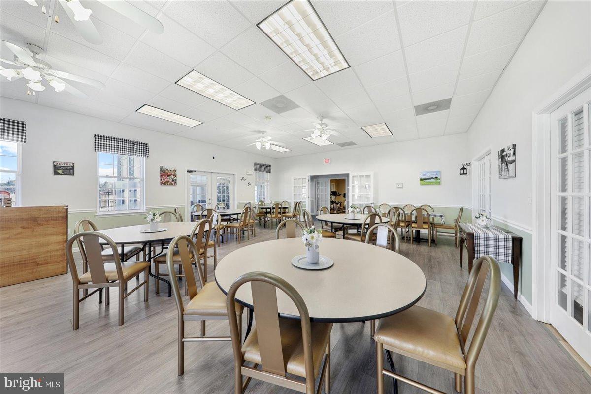 WOOD CREEK GOLF COMM - Residential