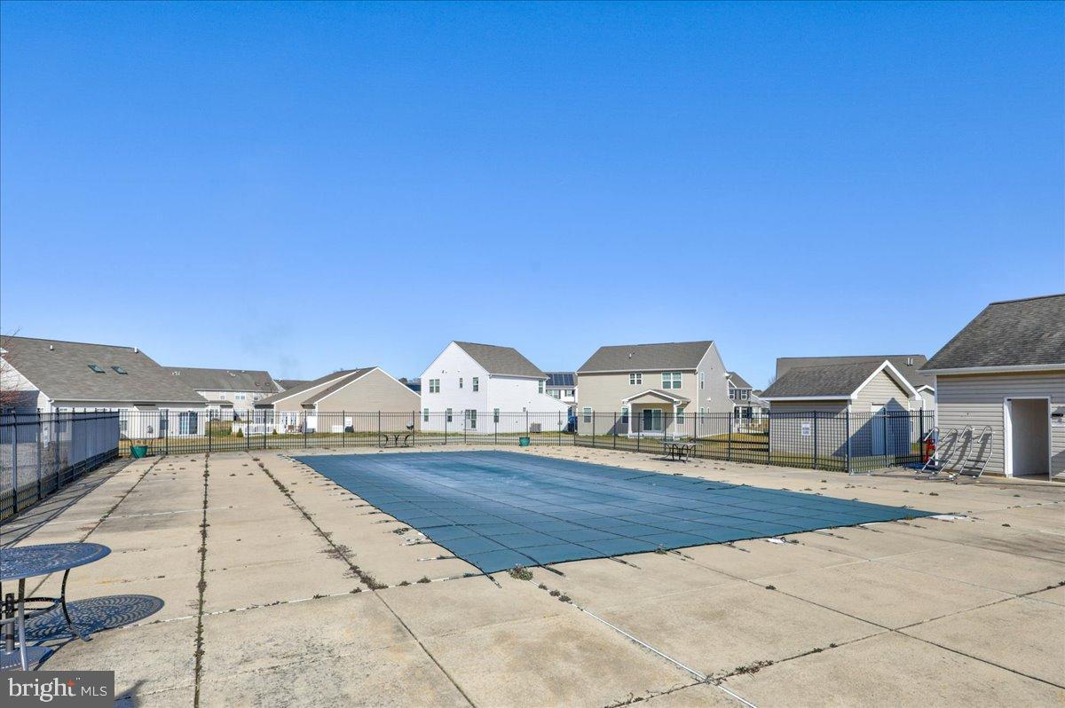 WOOD CREEK GOLF COMM - Residential