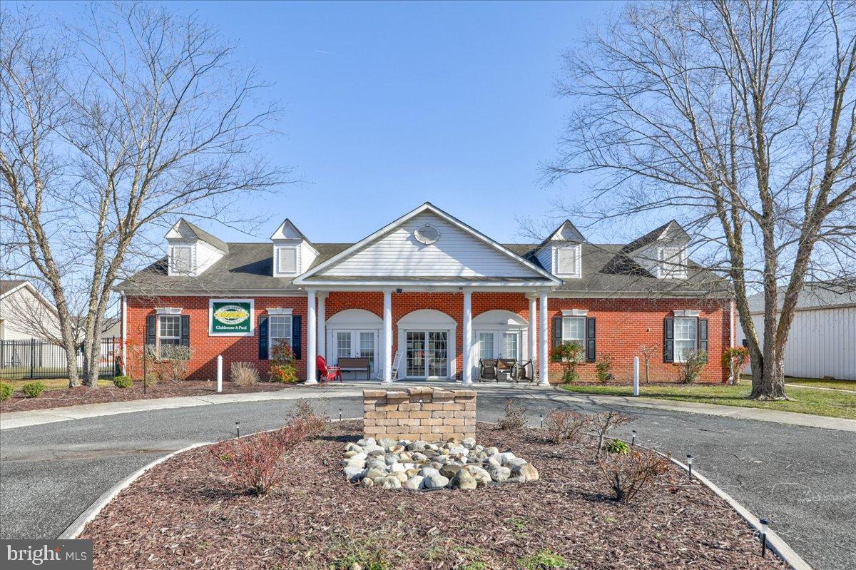 WOOD CREEK GOLF COMM - Residential