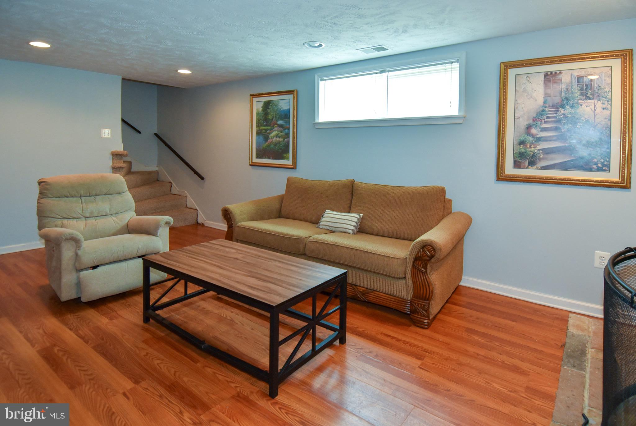 VALLEY VIEW - Residential