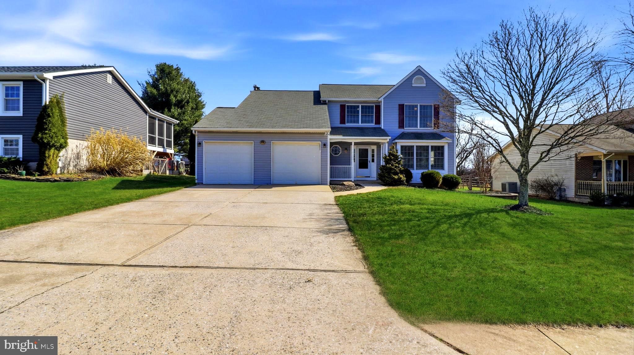 1707 AMBERLY COURT S