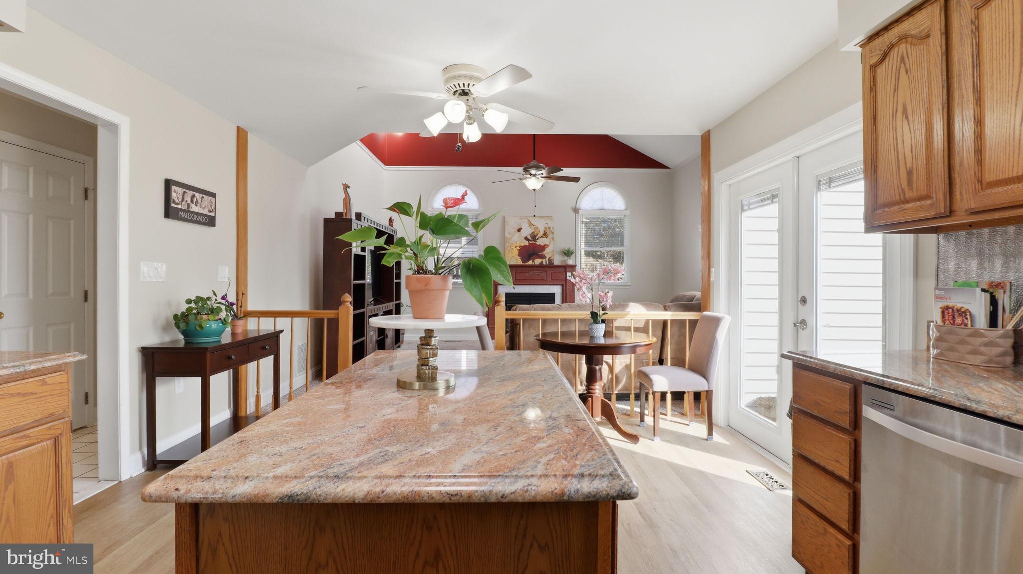 AMBERLY - Residential