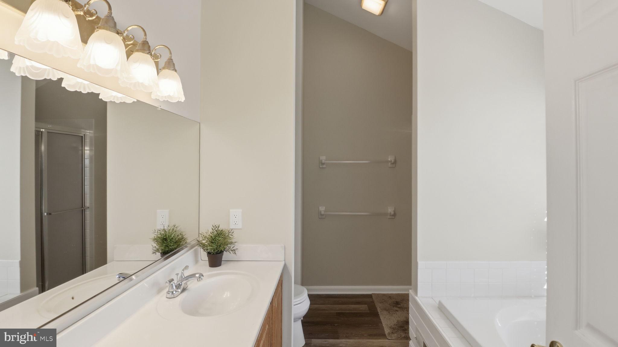 AMBERLY - Residential