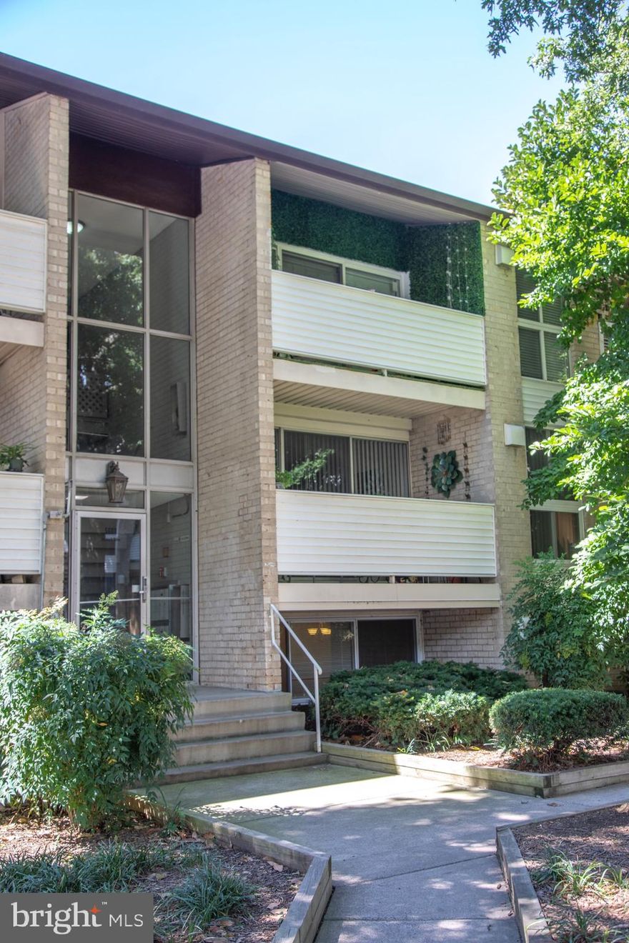 Spacious 1 bedroom, 1 bath unit close to everything you could need!  A galley style kitchen that features granite countertops and a cozy spot for a breakfast nook .  The large and open living area provides the perfect additional space for a dining table, or an in-home office. The bedroom is a generous size with great closets.  This quiet neighborhood is great for commuting, close to 95, 395 and 495, just minutes away from the Van Dorn Metro Station.  The low condo fee is a bonus with access to a large community pool and playground.