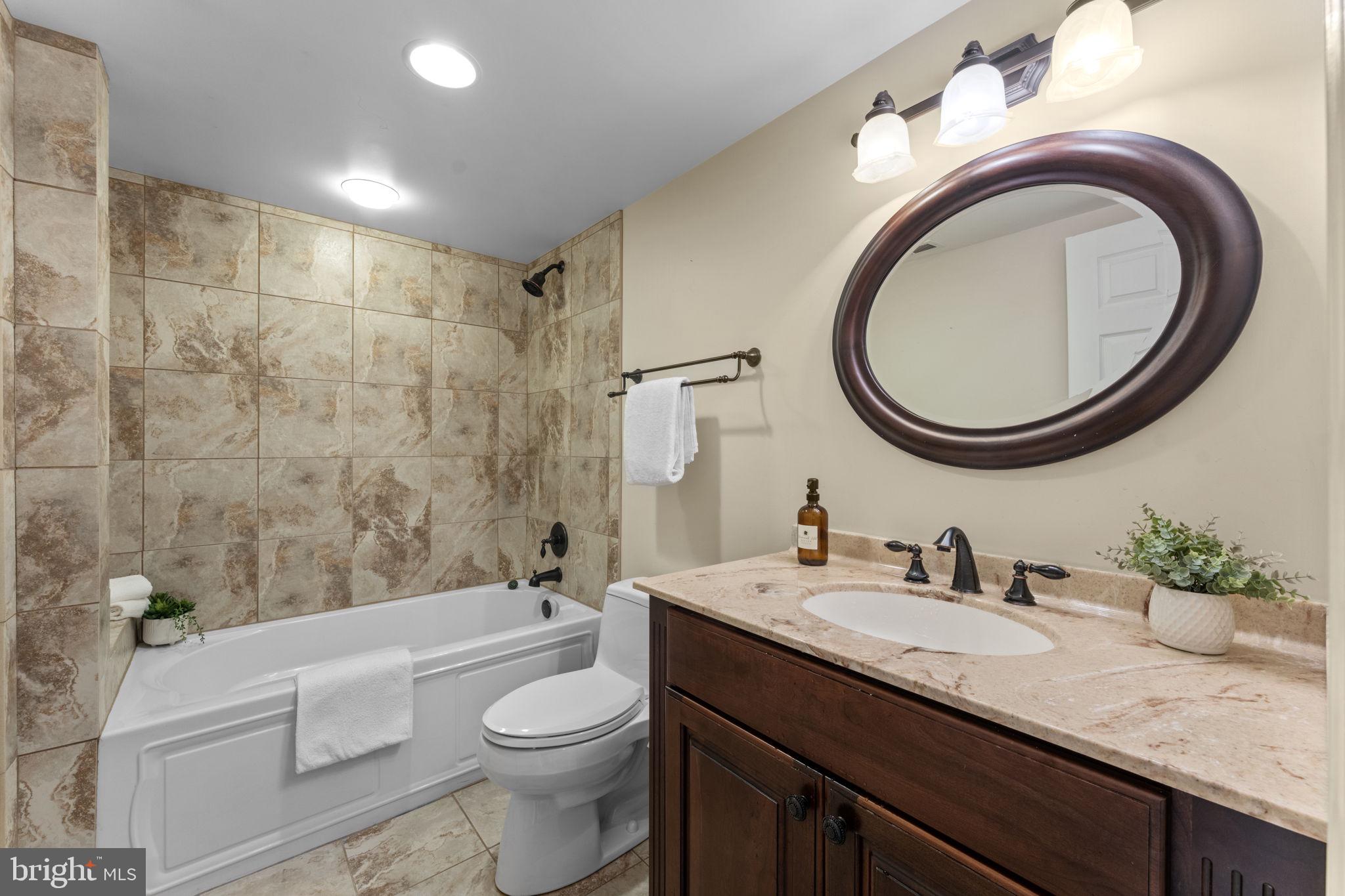 SPRING MEADOWS - Residential