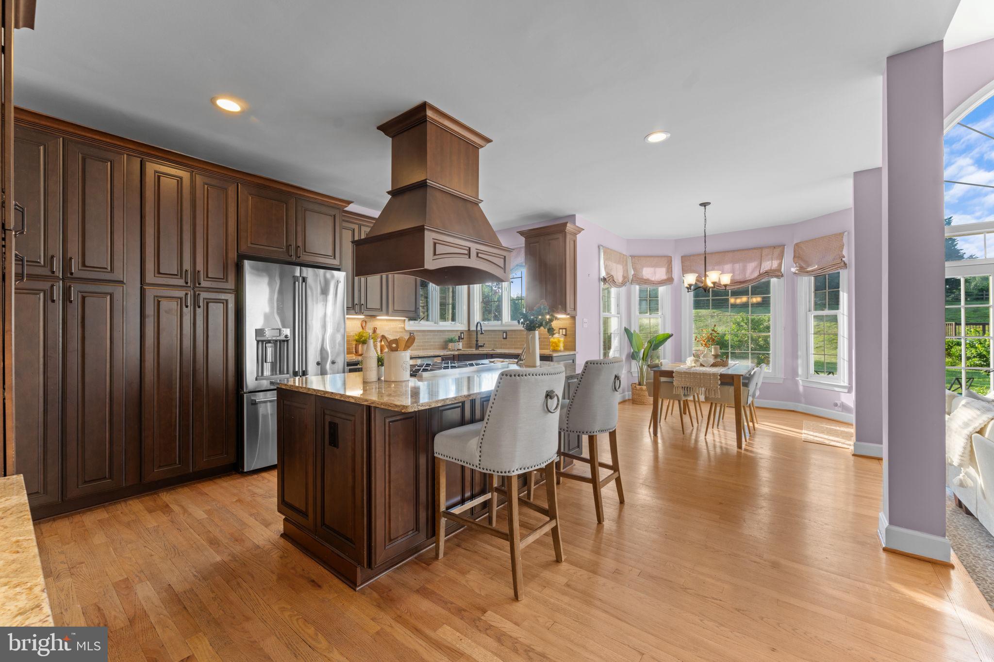 SPRING MEADOWS - Residential