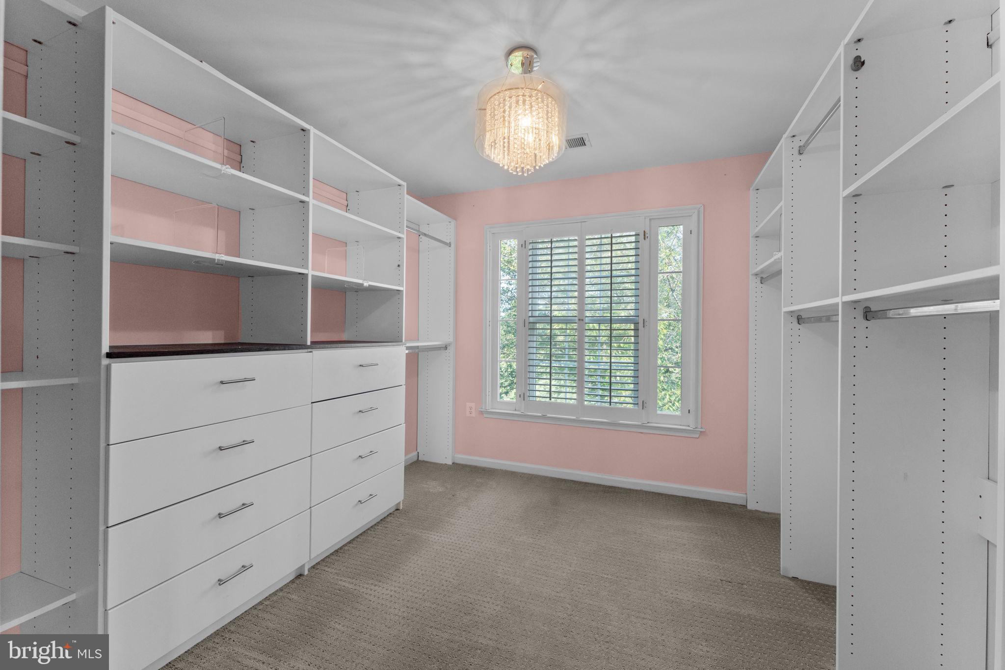 SPRING MEADOWS - Residential