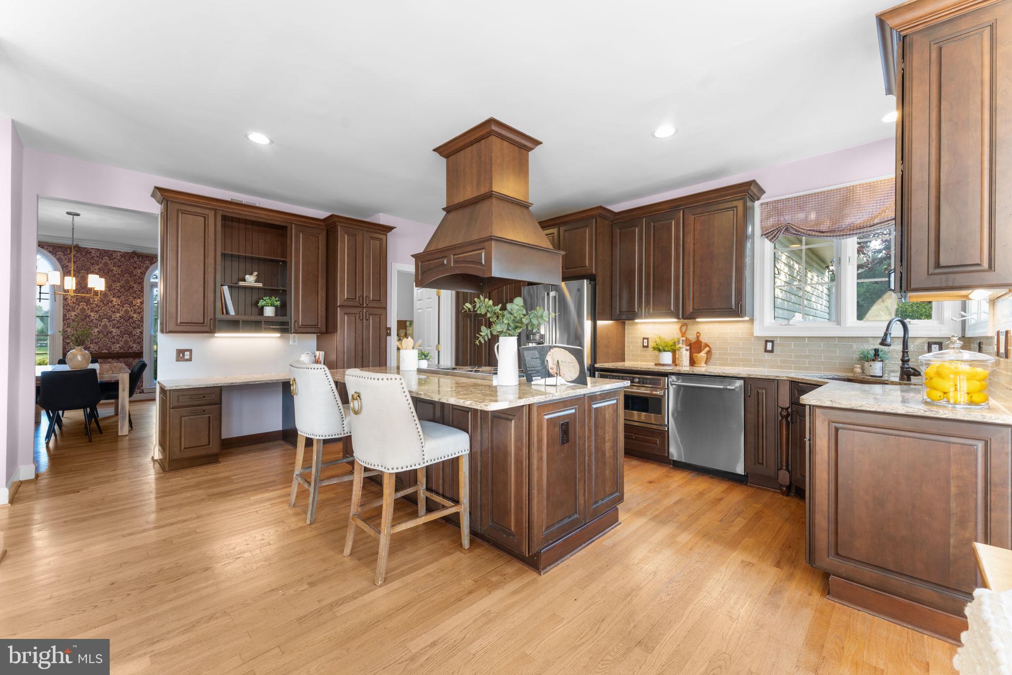 SPRING MEADOWS - Residential