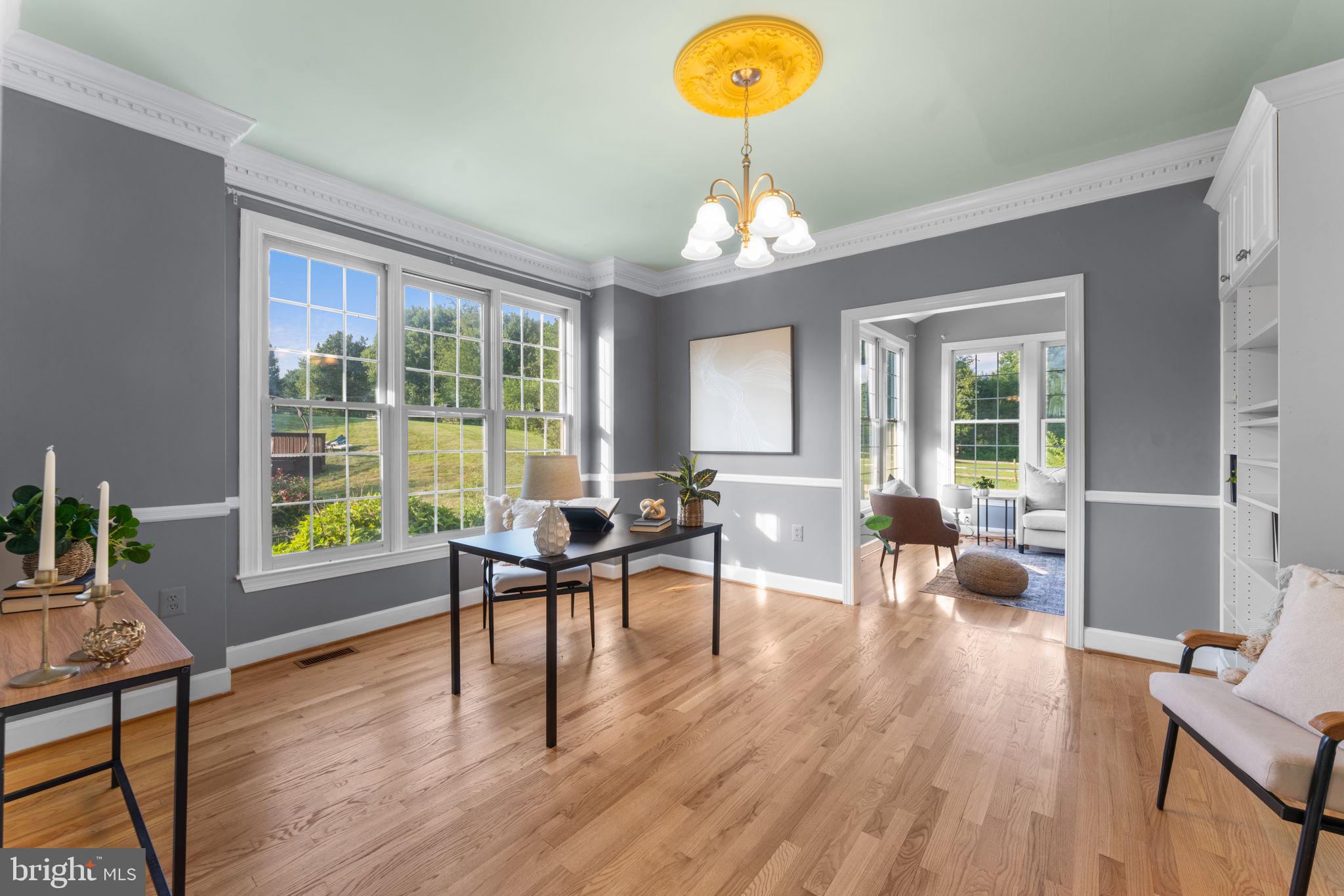 SPRING MEADOWS - Residential