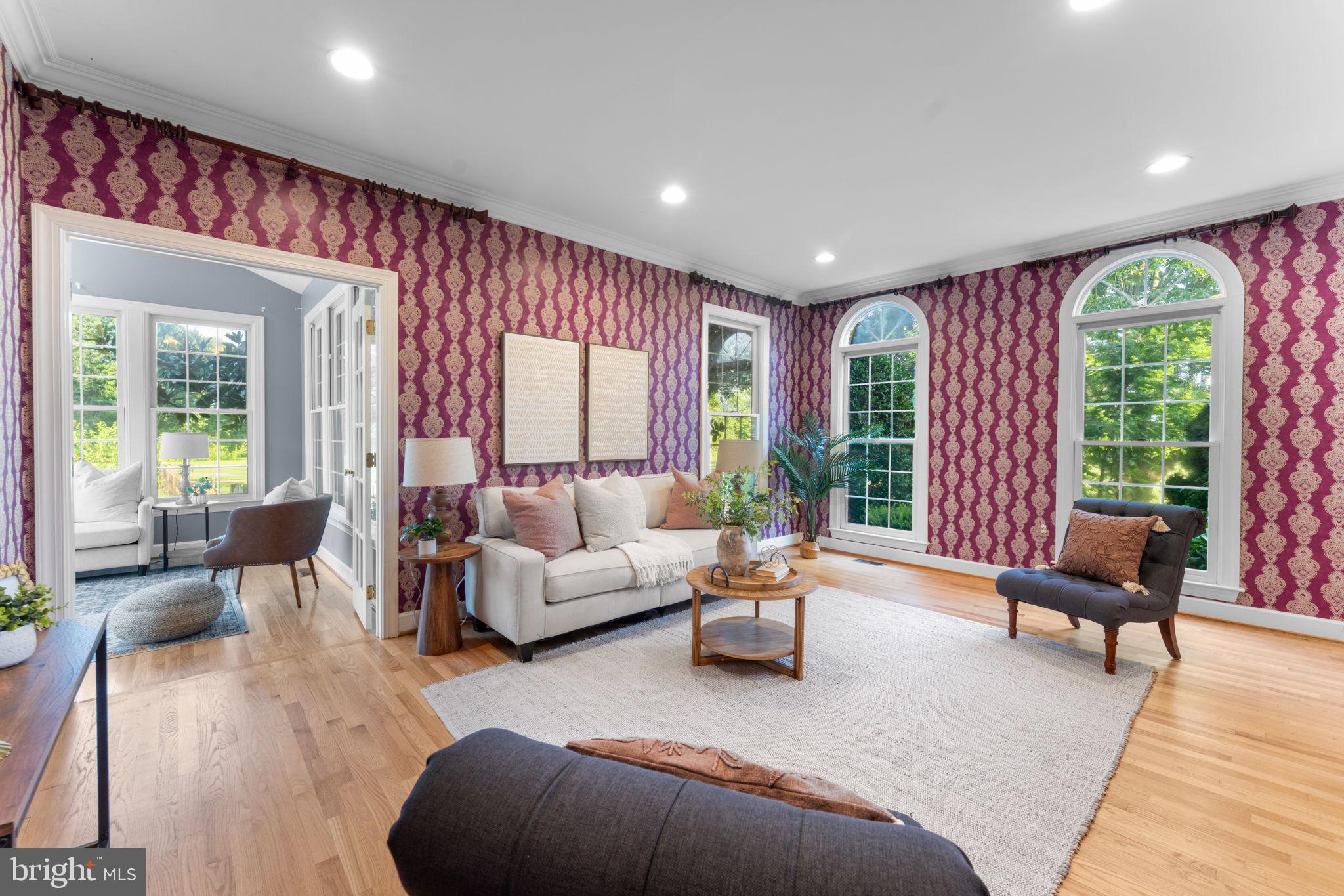 SPRING MEADOWS - Residential