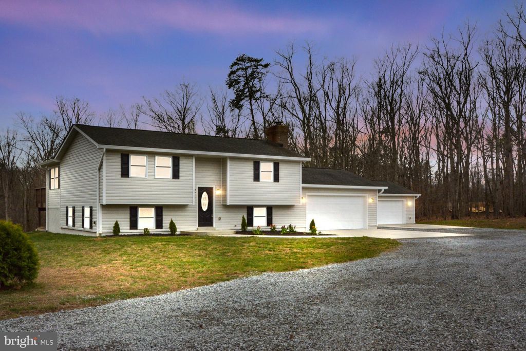 Photo of 10206 Battlefield Drive, SPOTSYLVANIA, VA 22553 (MLS # VASP2040380)