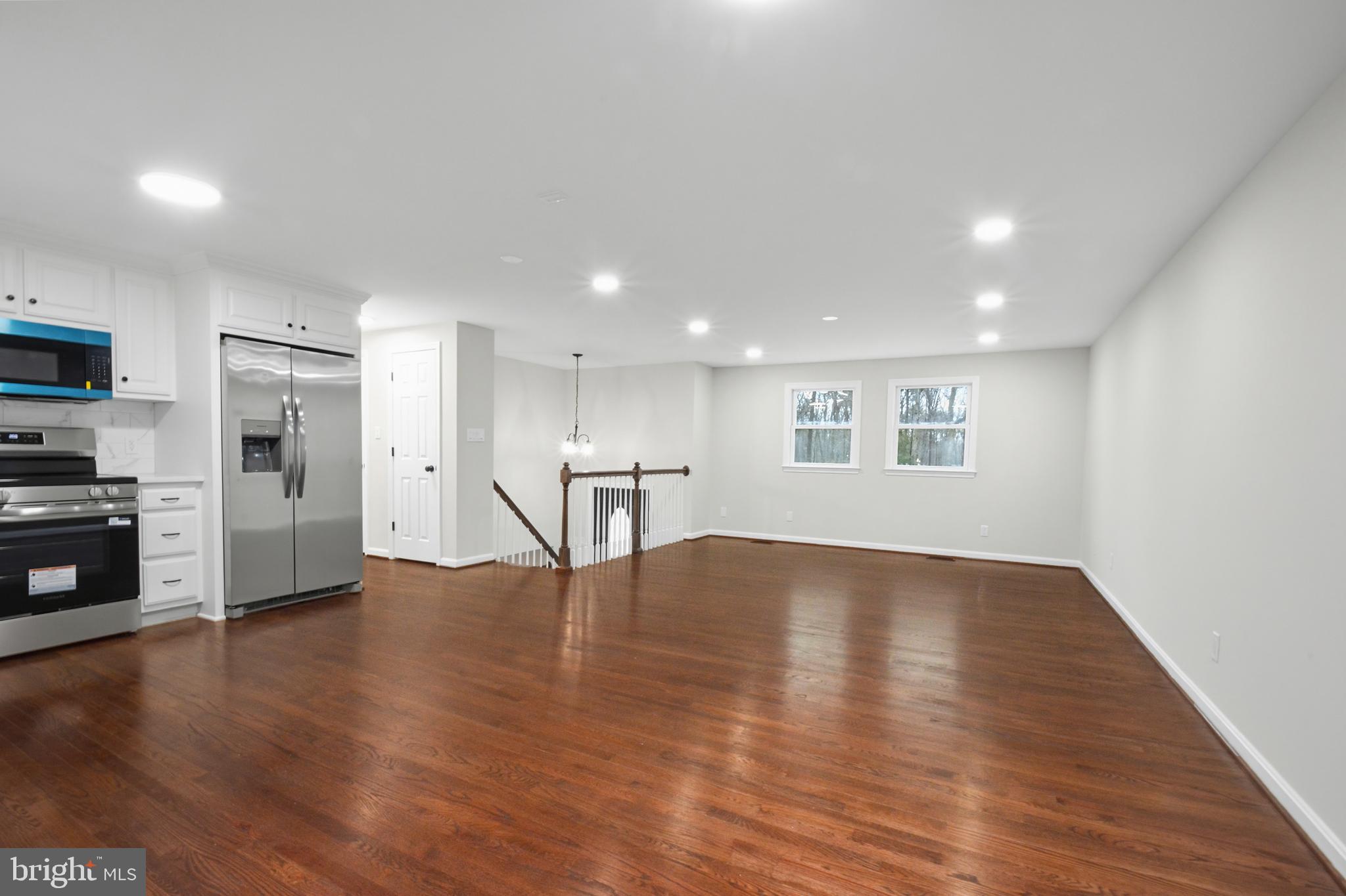 BATTLEFIELD ESTATES - Residential