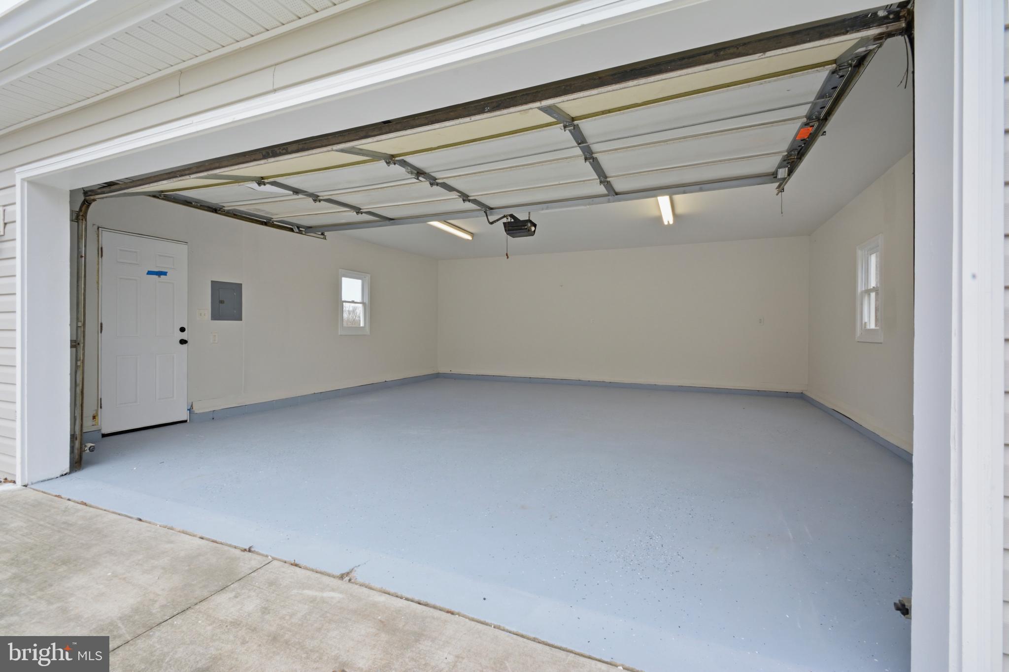 BATTLEFIELD ESTATES - Residential