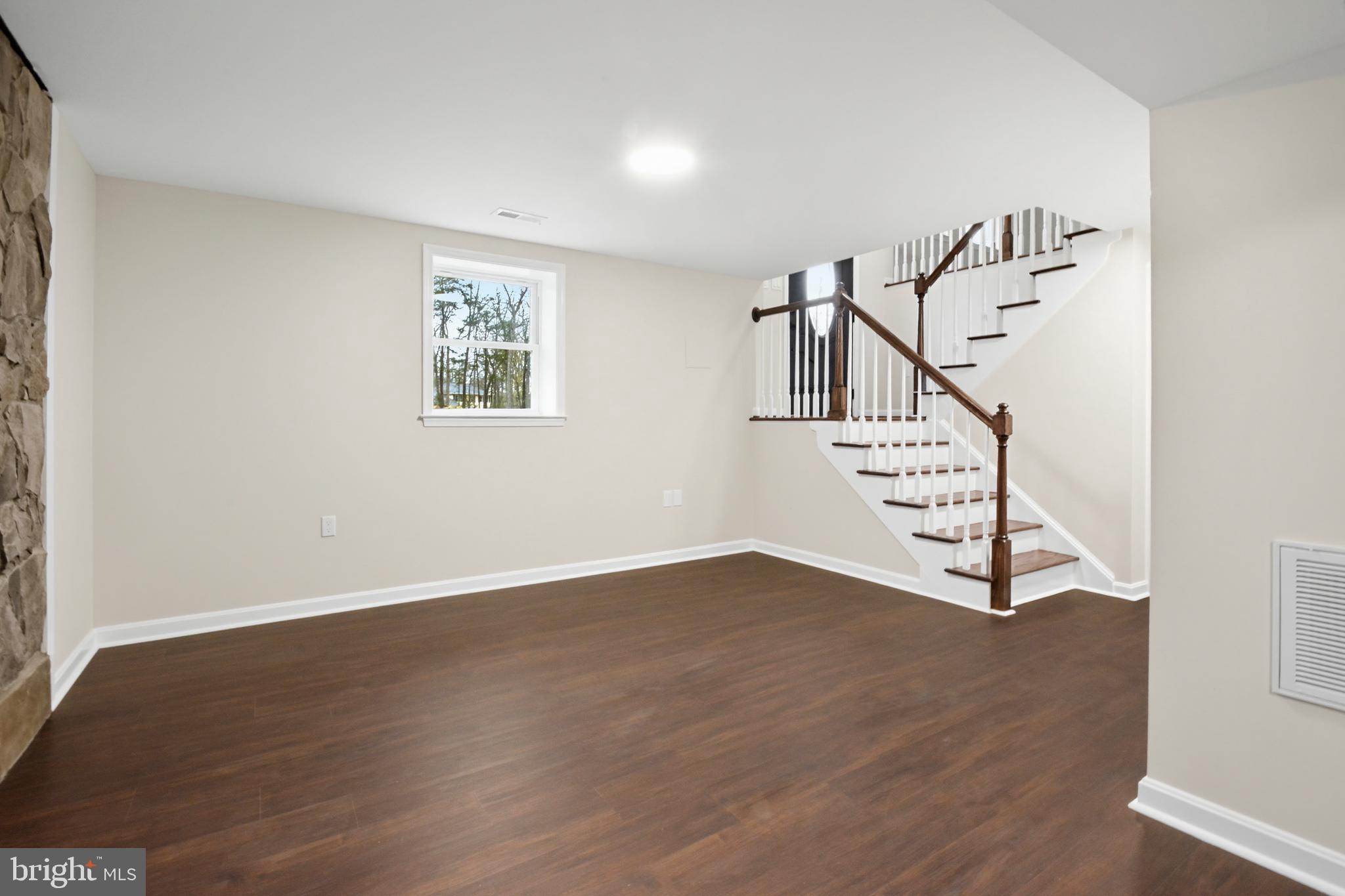 BATTLEFIELD ESTATES - Residential