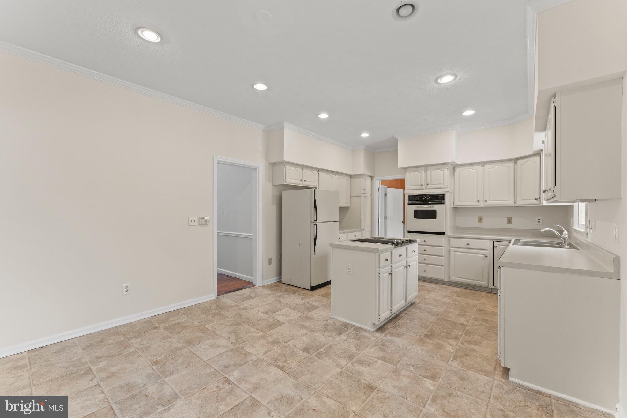 SCHULZ HOMES CORP - Residential