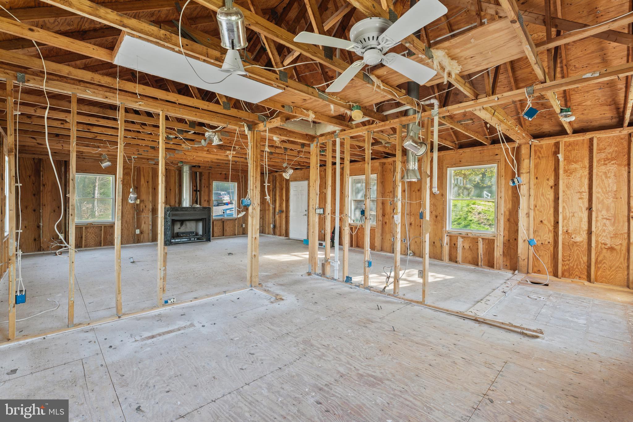 SCHULZ HOMES CORP - Residential