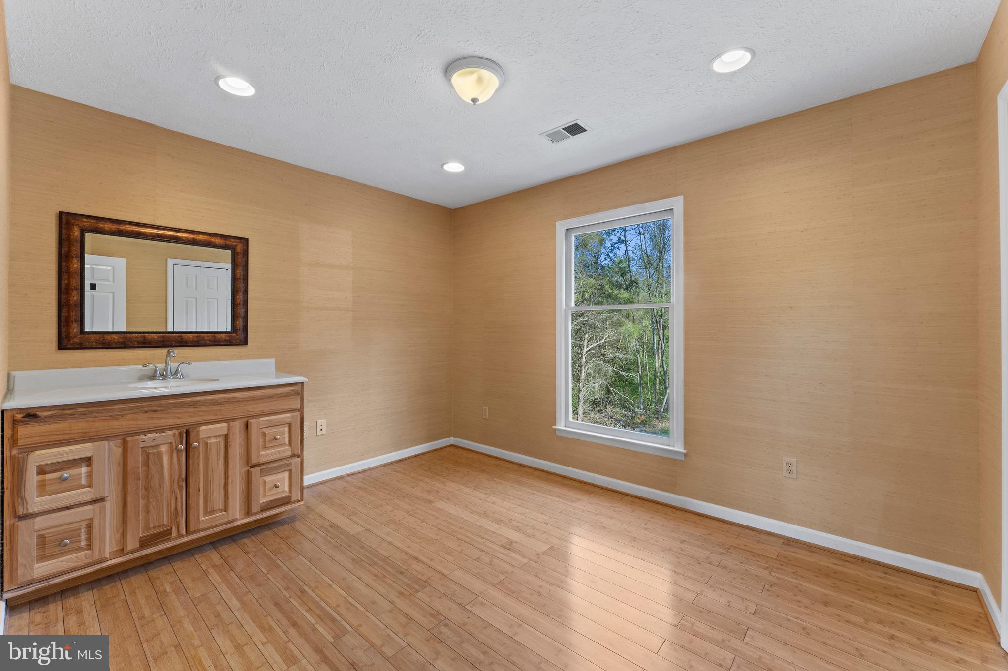 SCHULZ HOMES CORP - Residential