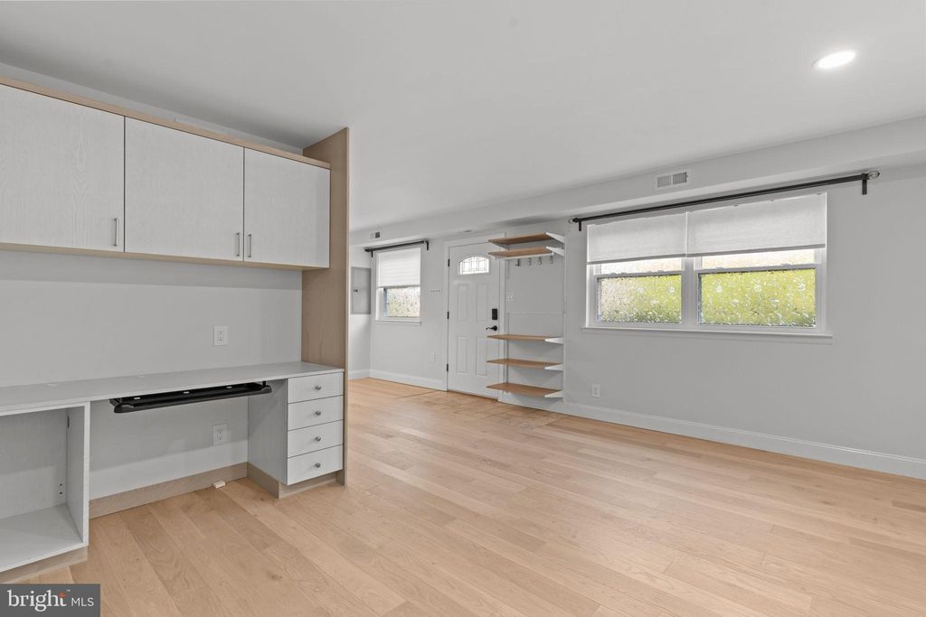 Photo of 600 Edison Avenue #606, PHILADELPHIA, PA 19116 (MLS # PAPH2542182)