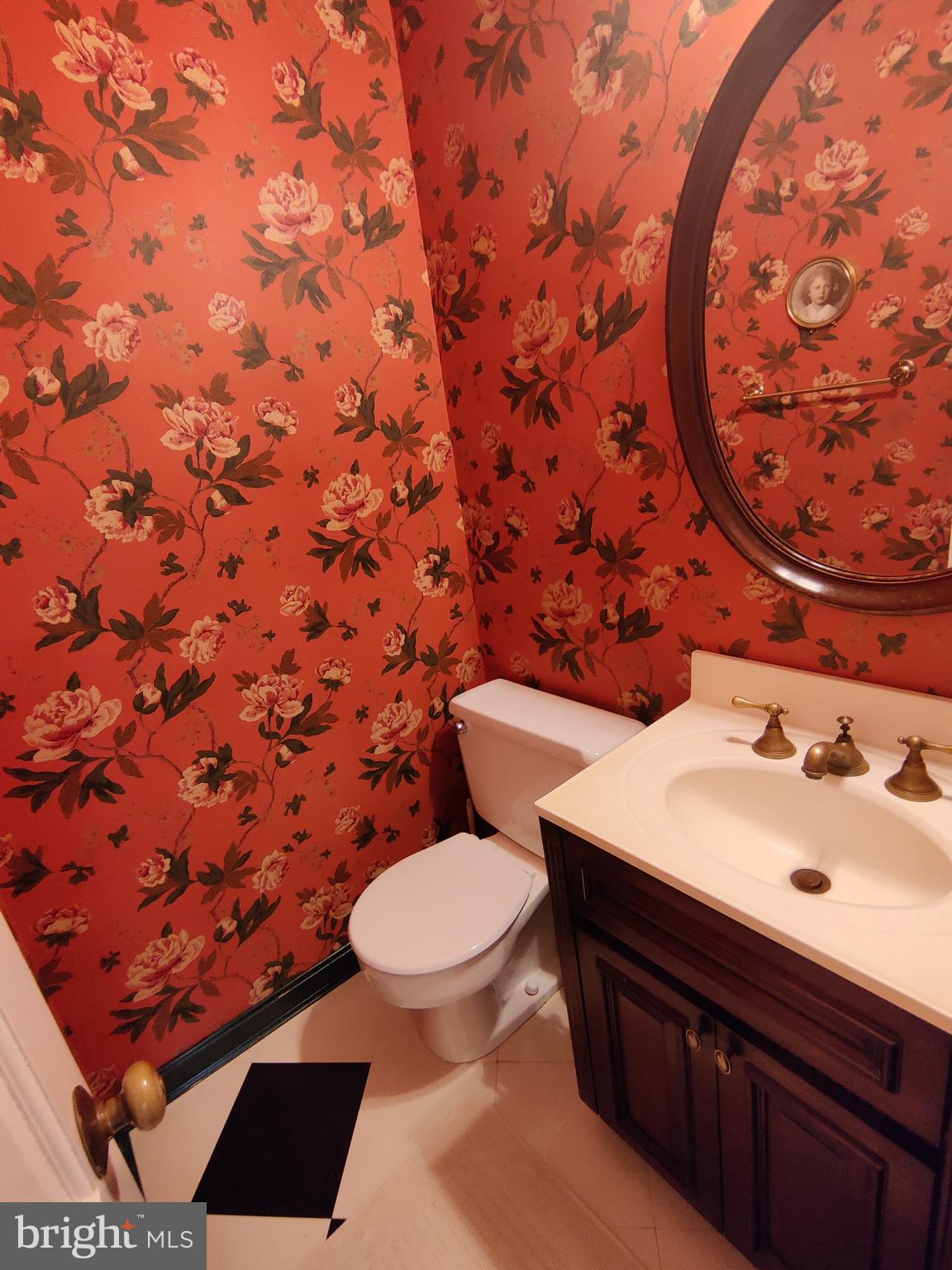 OLDE BELHAVEN TOWNE - Residential Lease