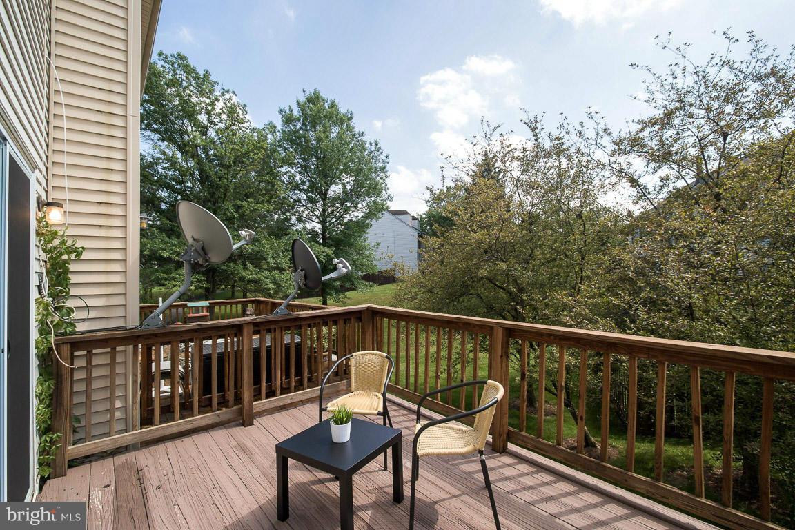 LAUREL LAKES PLAT 2 - Residential