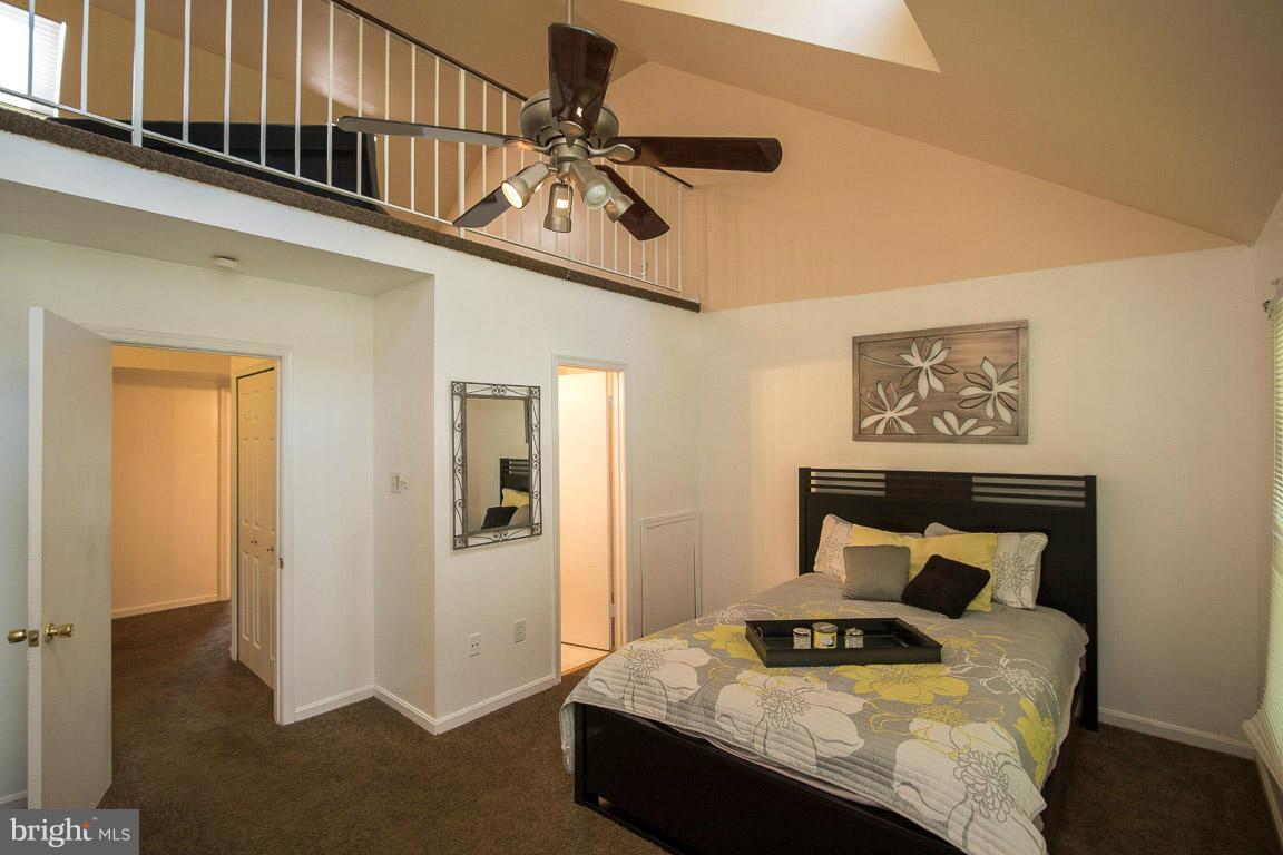 LAUREL LAKES PLAT 2 - Residential