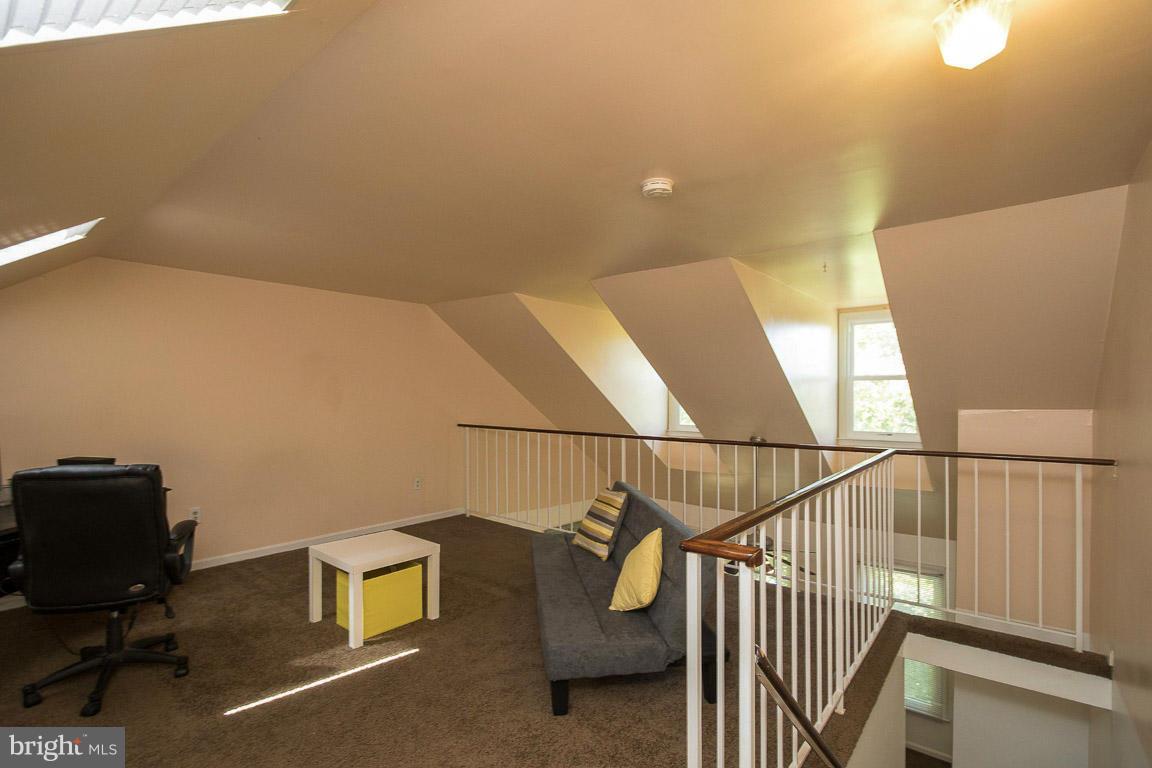 LAUREL LAKES PLAT 2 - Residential