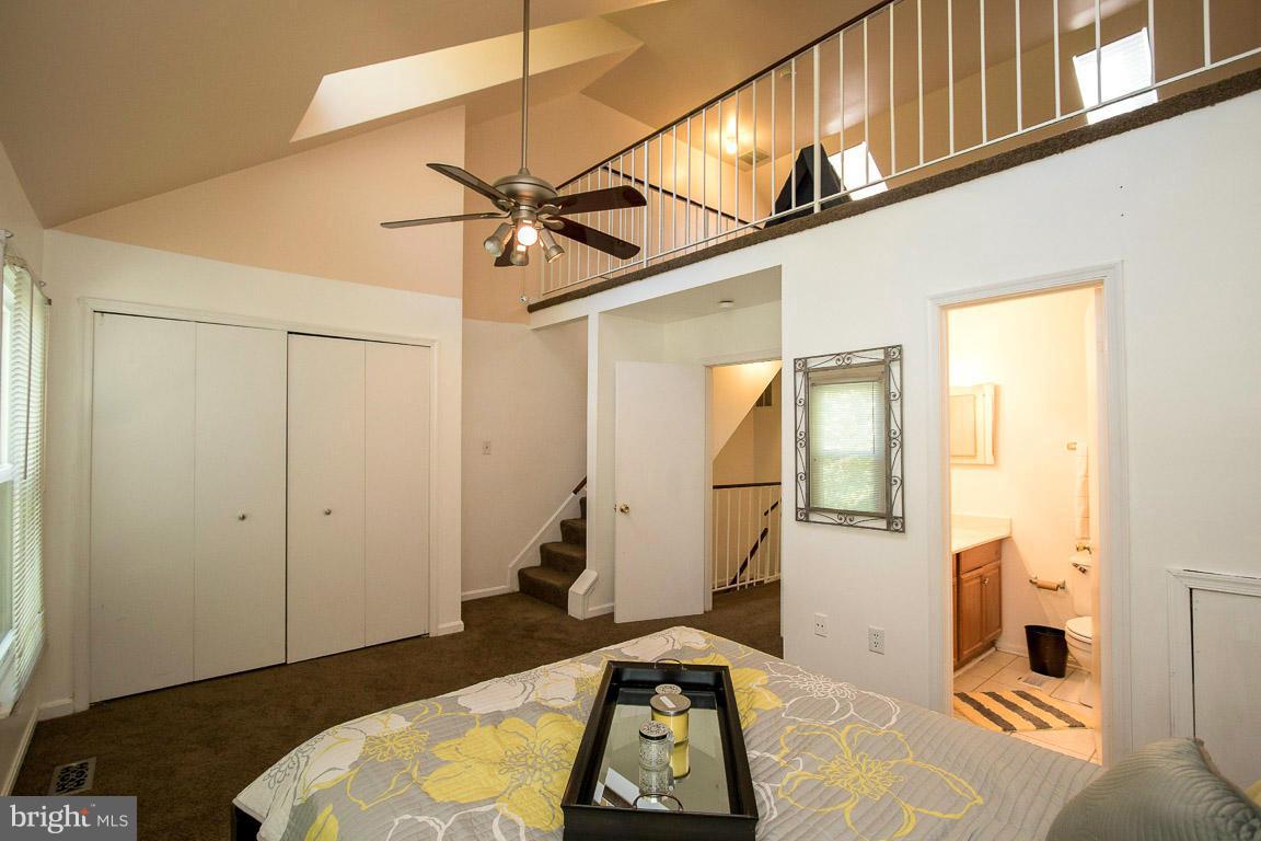 LAUREL LAKES PLAT 2 - Residential