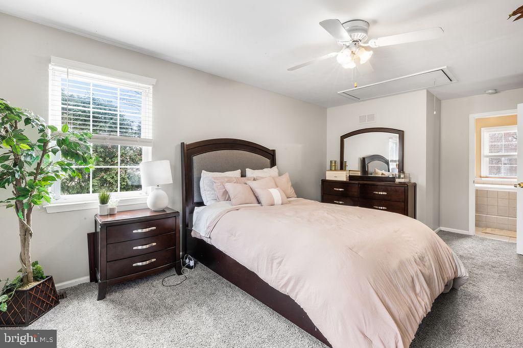 WILLOWBROOK - Residential