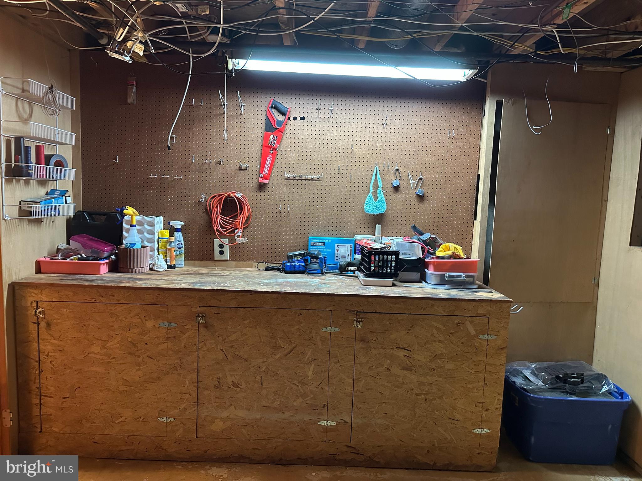 WILLOWBROOK - Residential