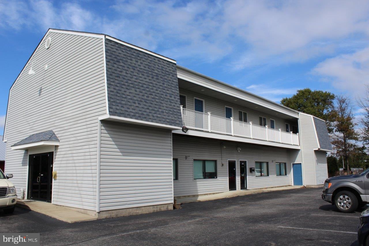 101 CHESTER VILLAGE 203