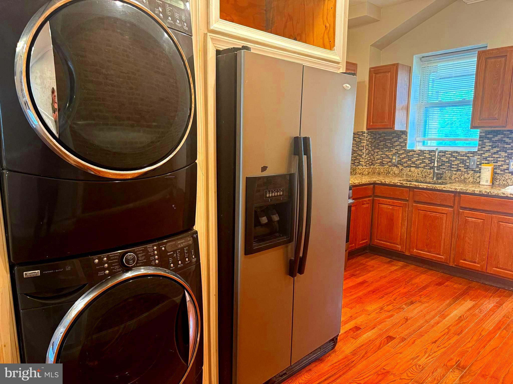 MIDTOWN EDMONDSON - Residential Lease