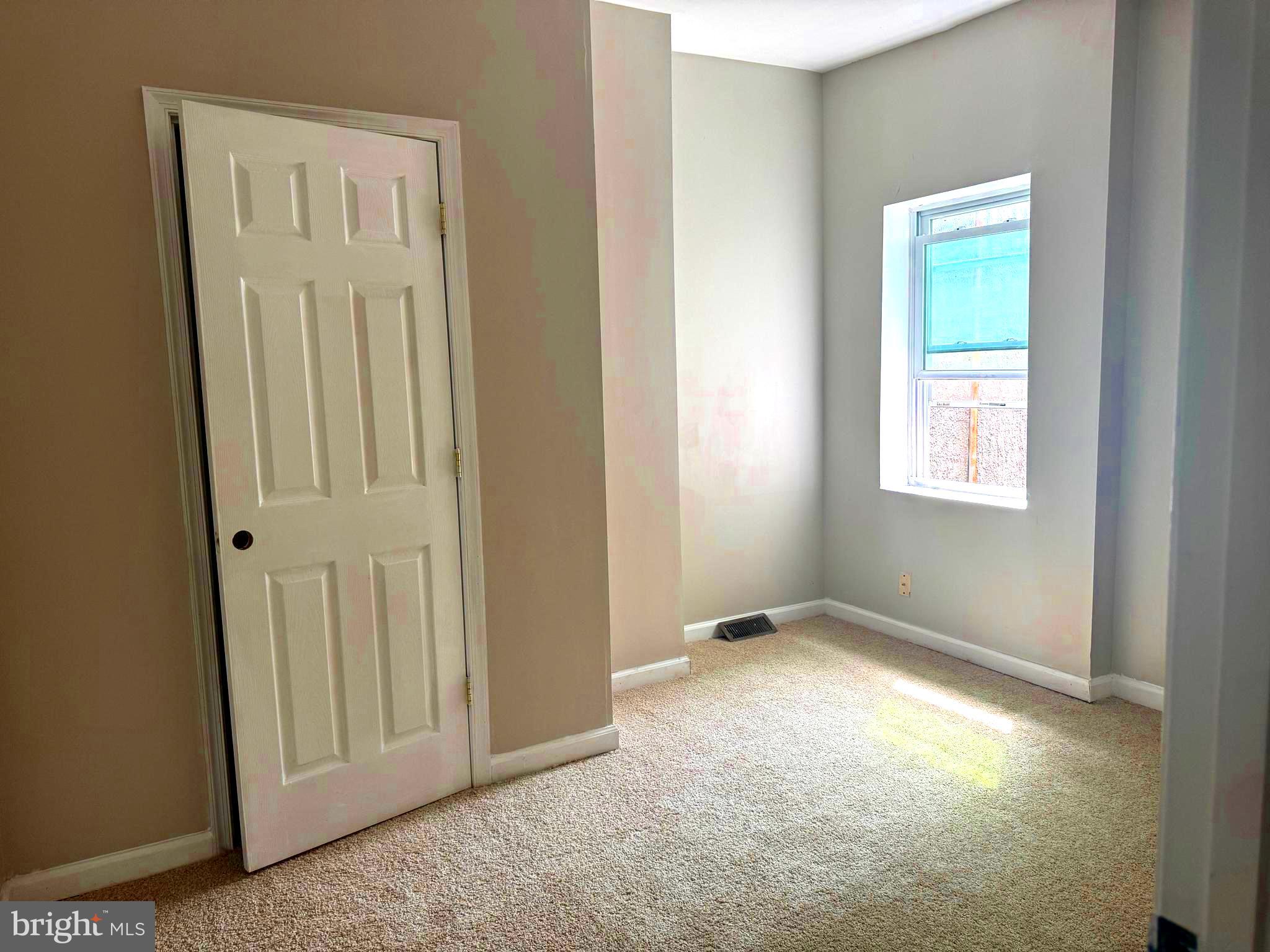 MIDTOWN EDMONDSON - Residential Lease