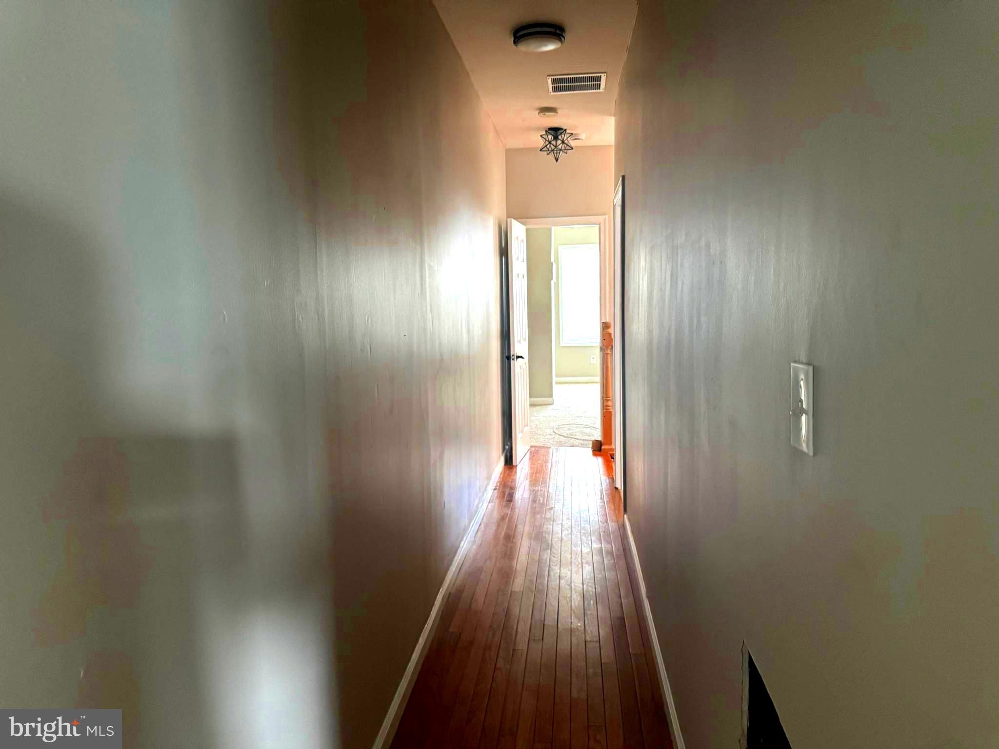 MIDTOWN EDMONDSON - Residential Lease