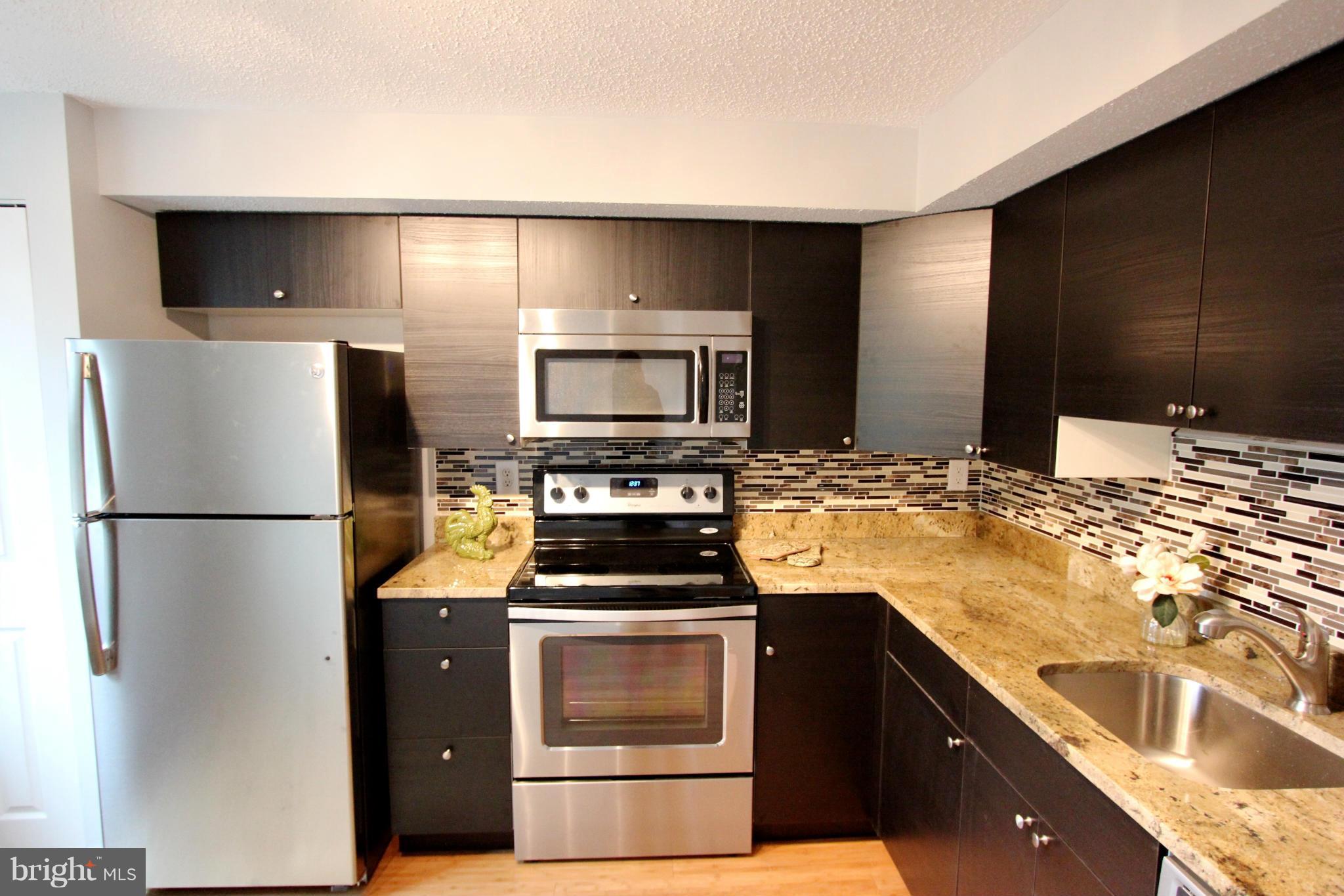 ROLLINGWOOD VILLAGE - Residential Lease