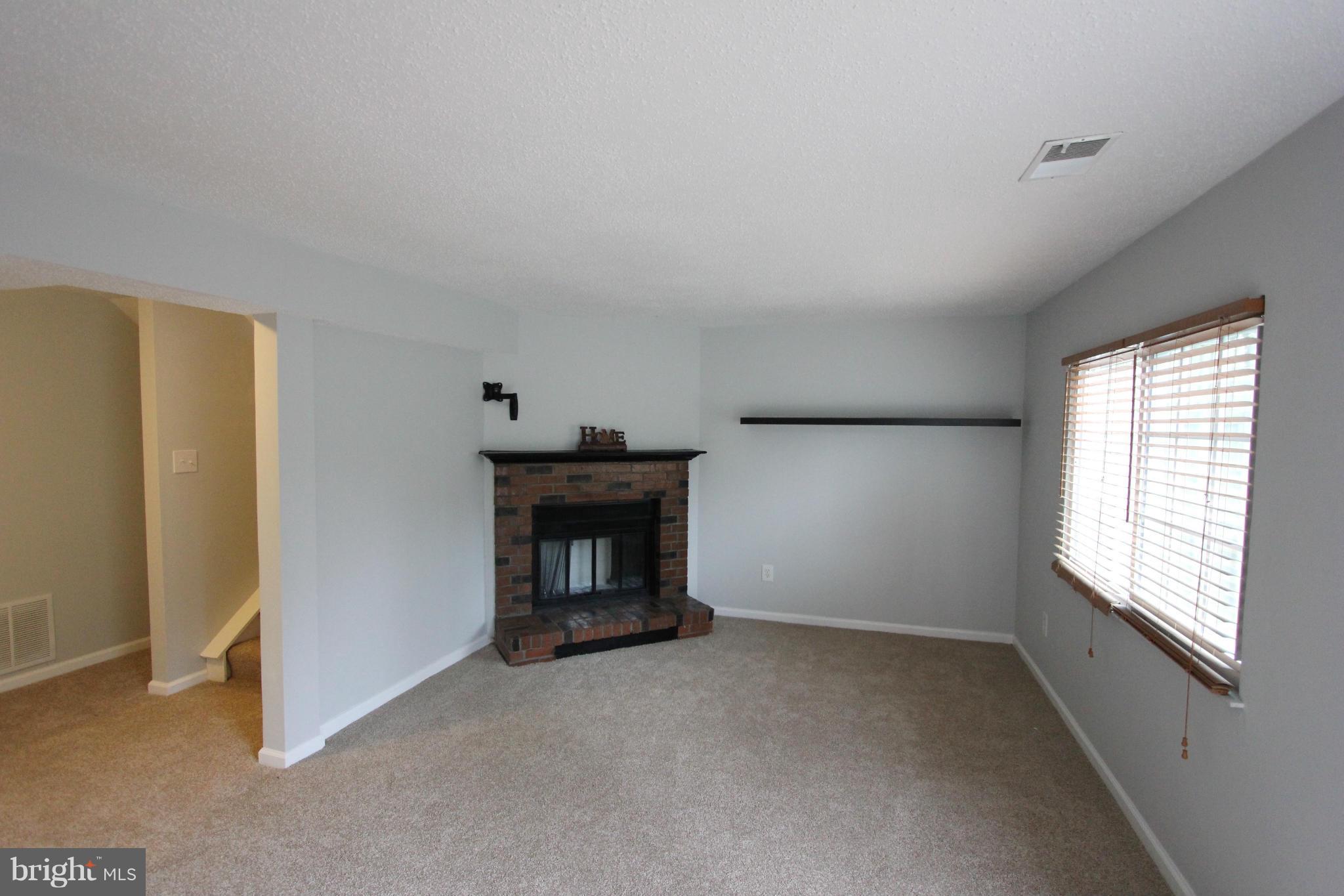 ROLLINGWOOD VILLAGE - Residential Lease