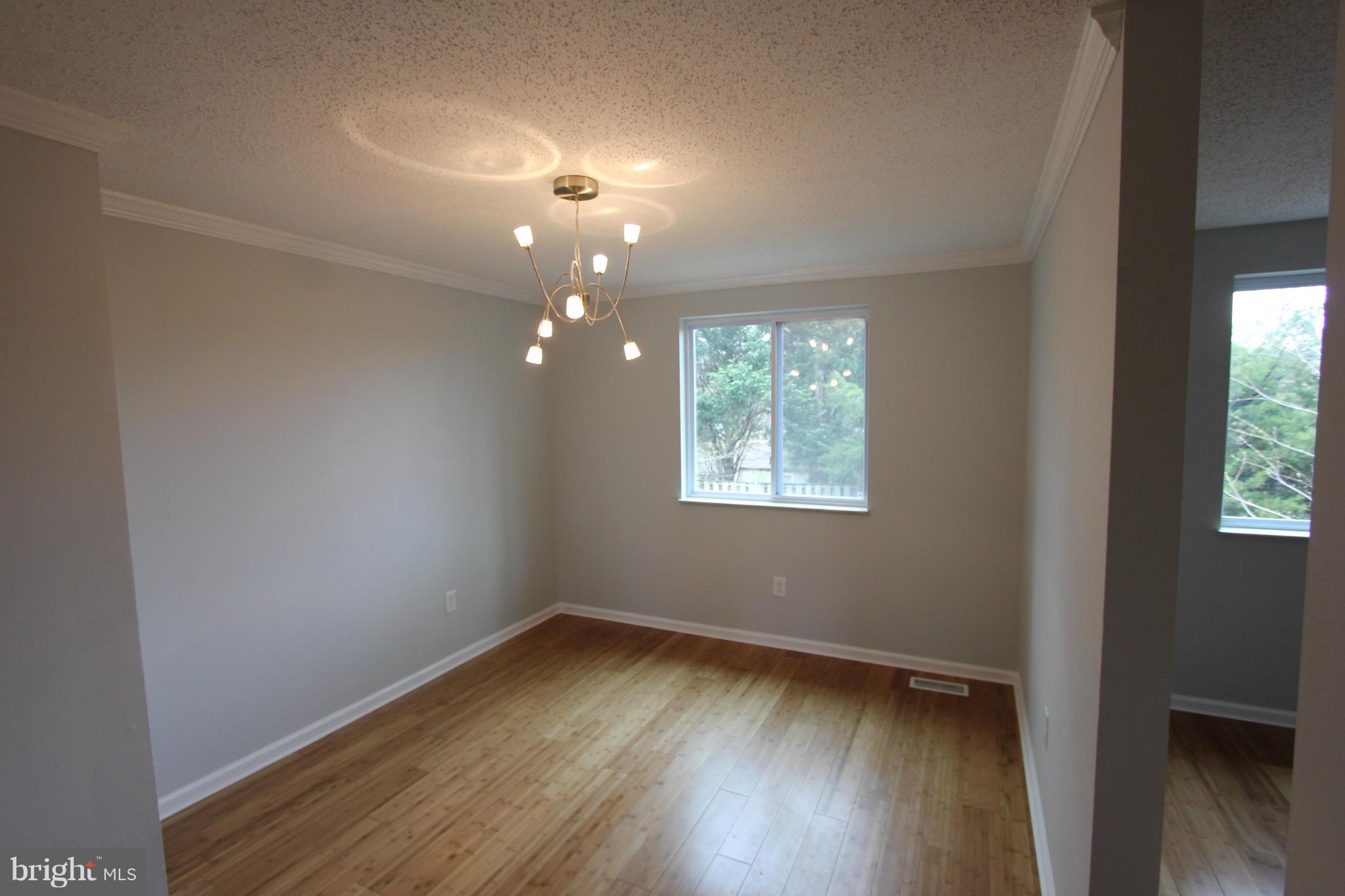 ROLLINGWOOD VILLAGE - Residential Lease