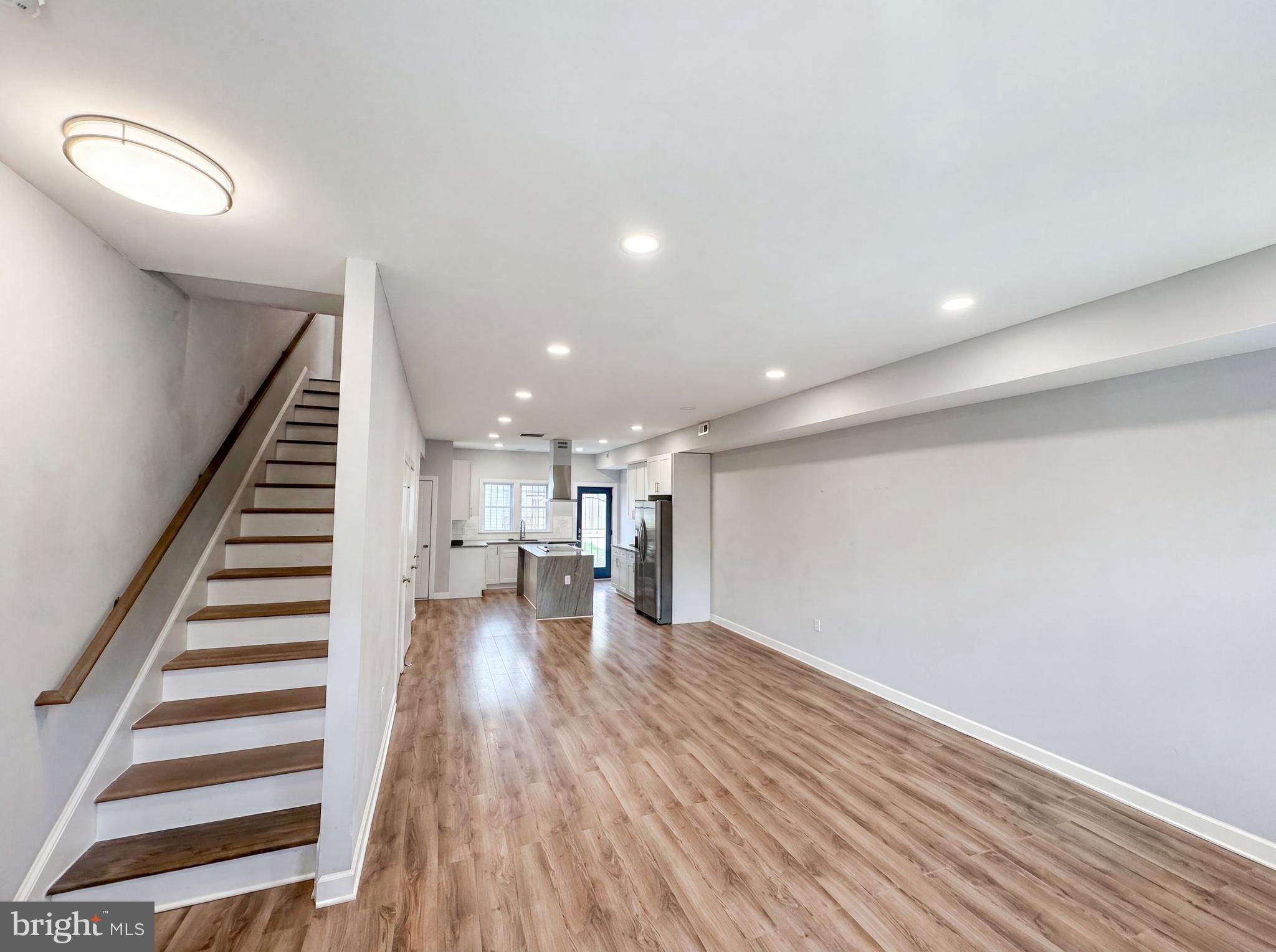 1412 MORRIS ROAD SE