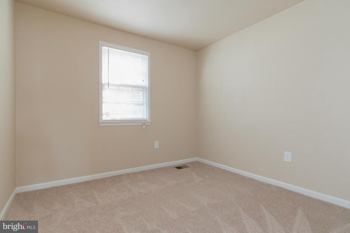 SHADY GROVE VILLAGE - Residential